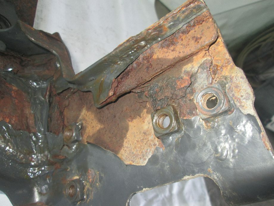 кронштейн глушителя б/у \ коррозия - 3